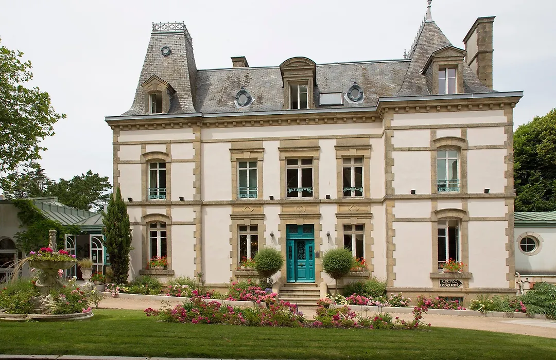 Clos De Vallombreuse, The Originals Relais-1