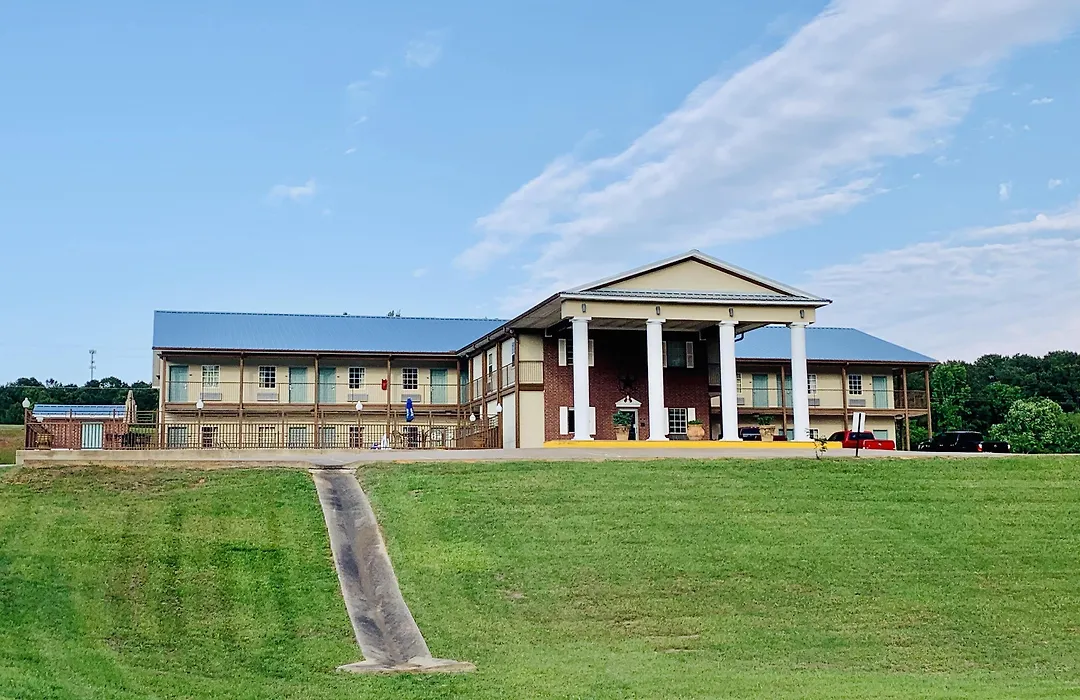 Weston Inn & Suites-1