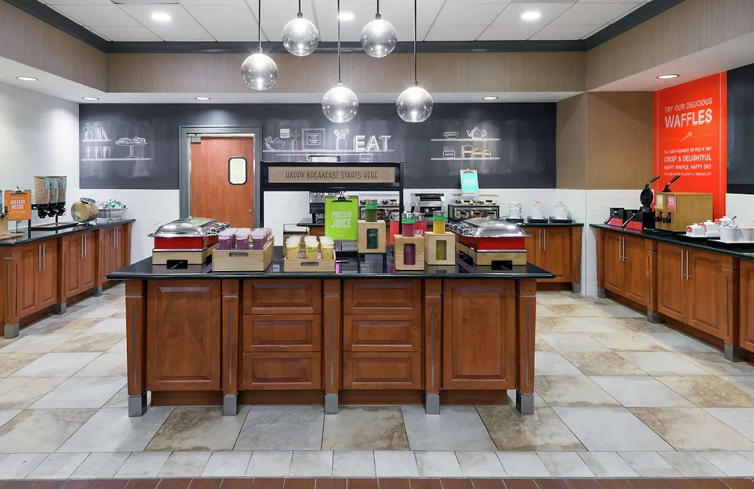Hampton Inn & Suites Orlando Airport At Gateway Village-1