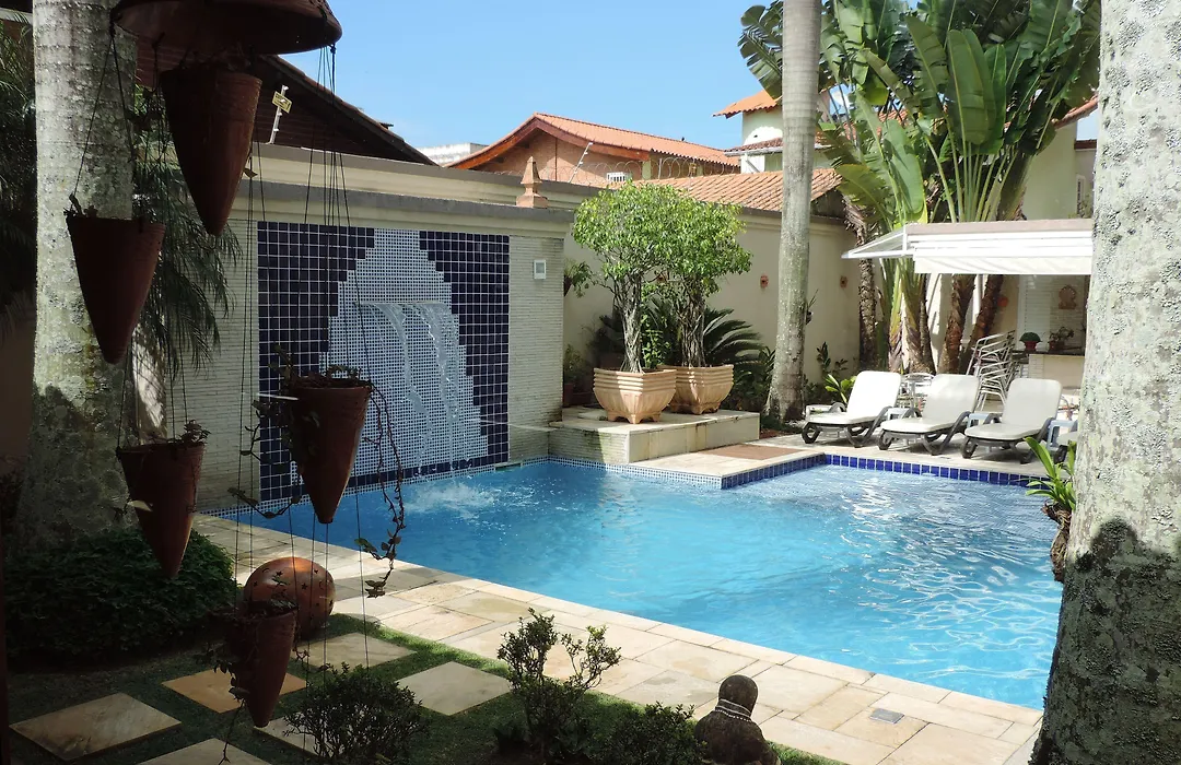 Hotel Costa Balena, Conforto E Piscina Aquecida E Coberta A 100M Da Praia Da Enseada-1