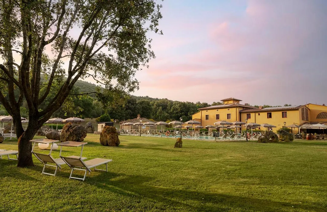 Hotel & Restaurant Casolare Le Terre Rosse-1