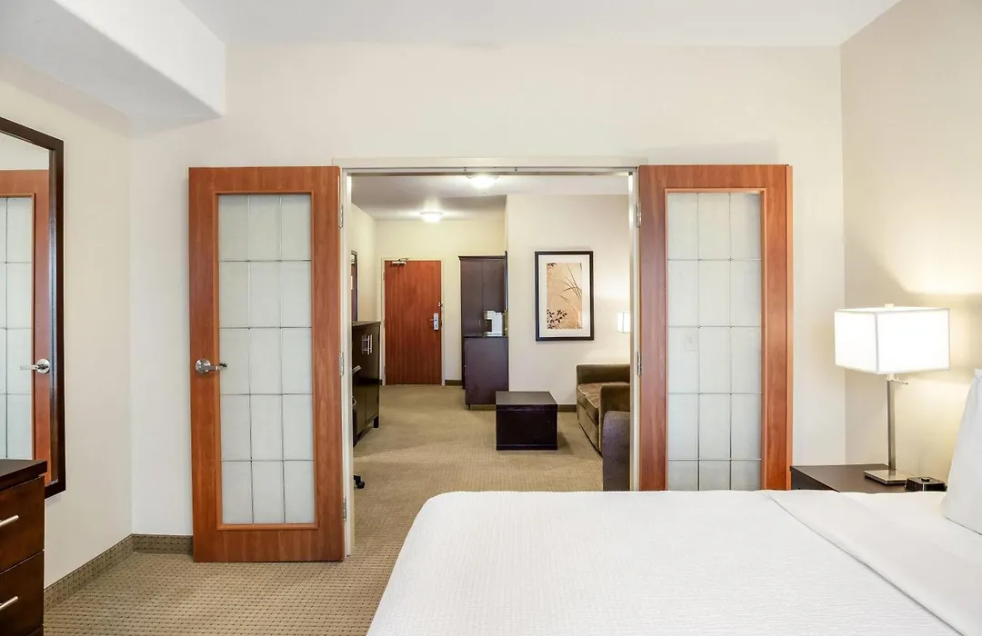 Ramada By Wyndham Lac La Biche-1