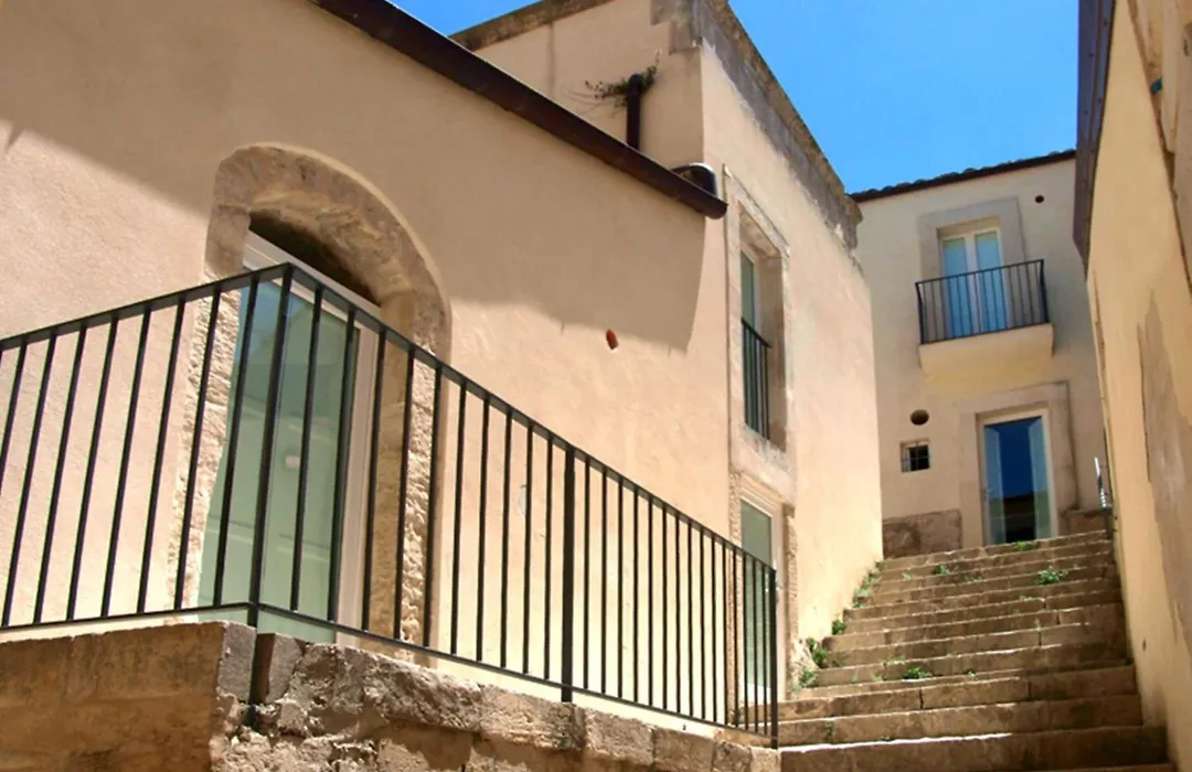 Hotel Dell'Orologio-1