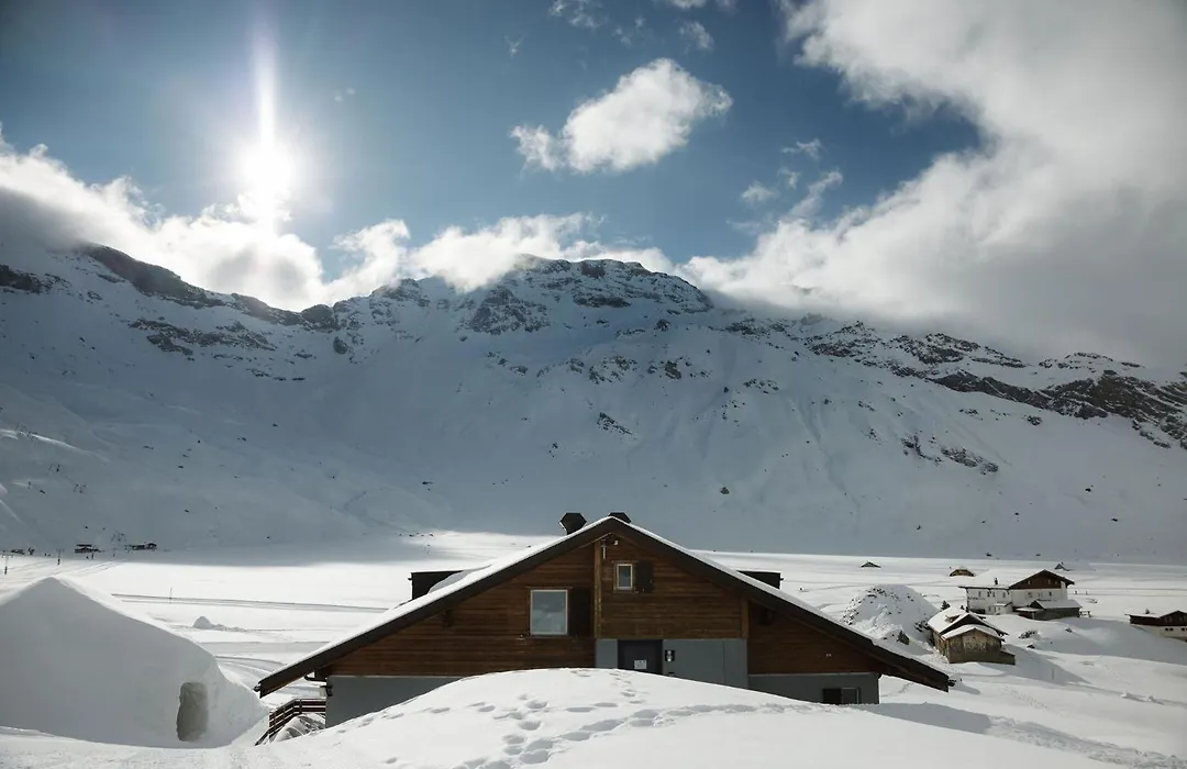 Berg-&Naturhotel Engstligenalp-1