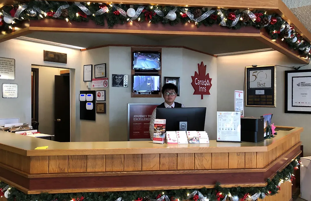 Canad Inns Destination Centre Windsor Park-1