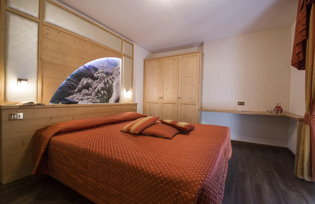 Hotel Touring-1