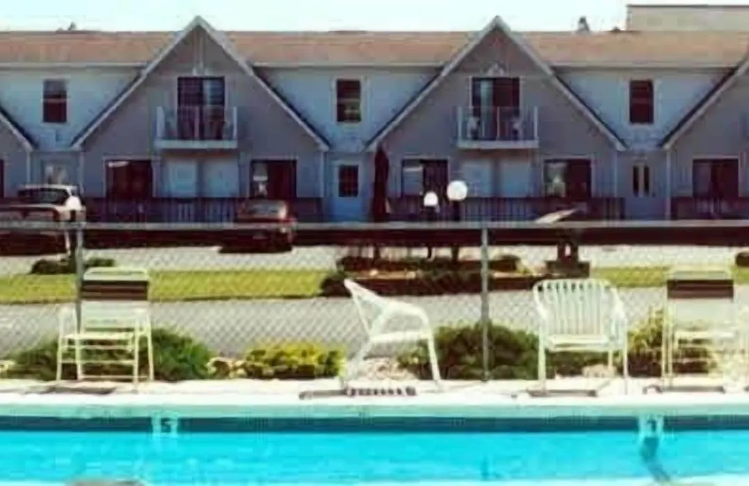 Bridgeview Motel-1
