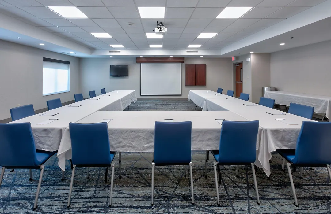 Holiday Inn Express Hotel & Suites Shakopee By Ihg-1