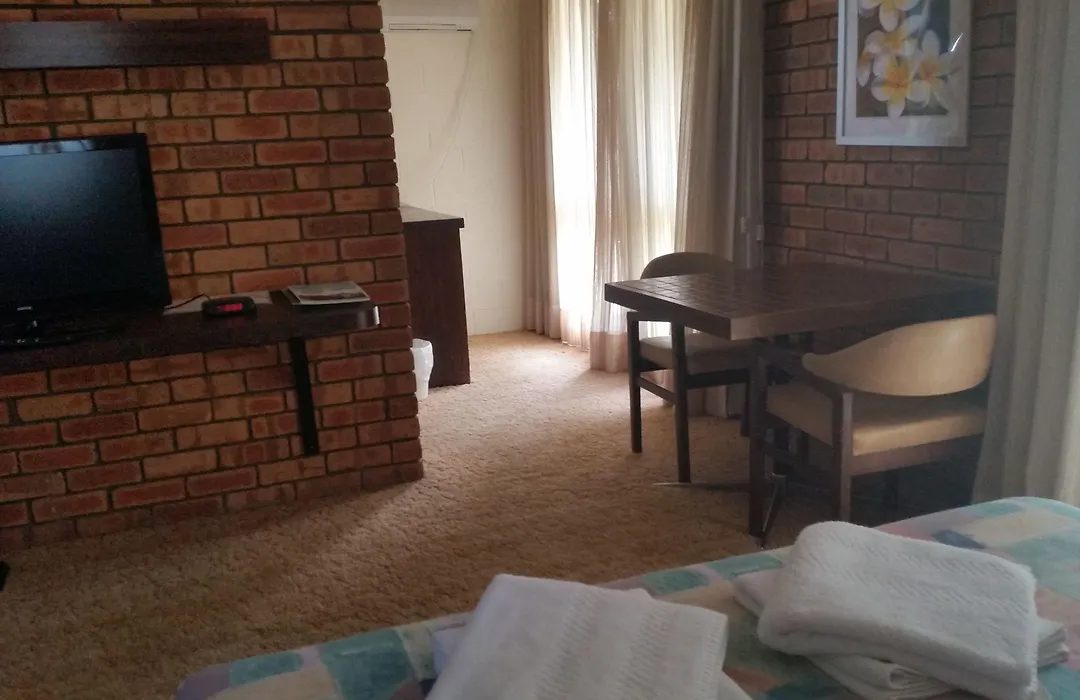 Toora Lodge Motel-1