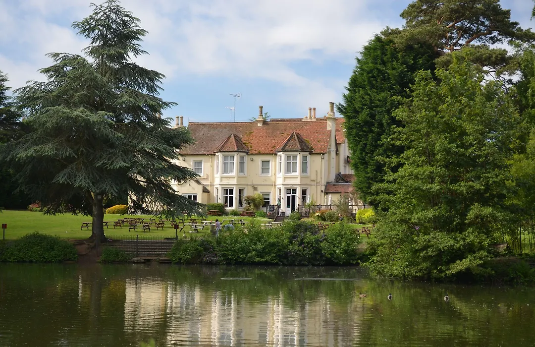 Worplesdon Place Hotel-1