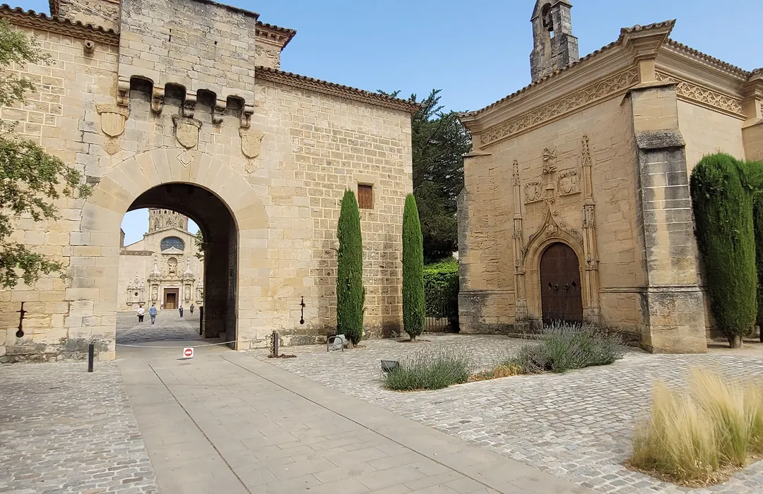 Hostatgeria De Poblet-1