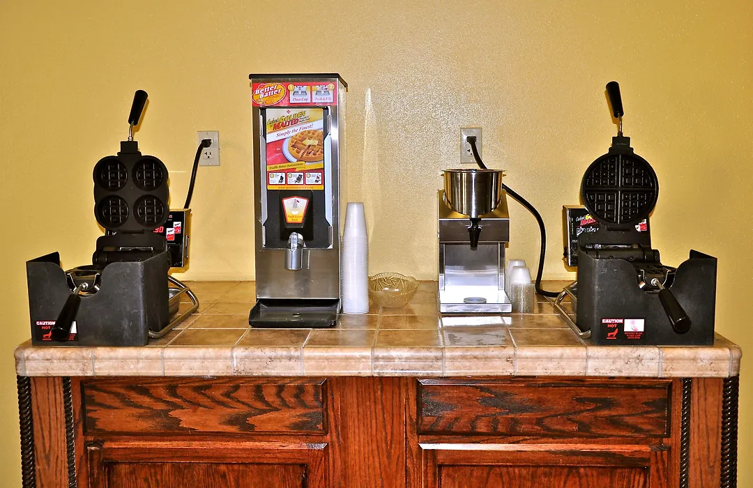 Landmark Inn Fort Irwin-1