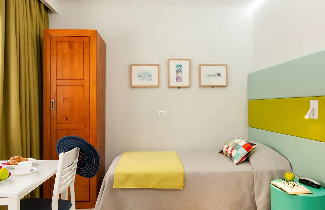Hotel Apartamento Bajamar-1
