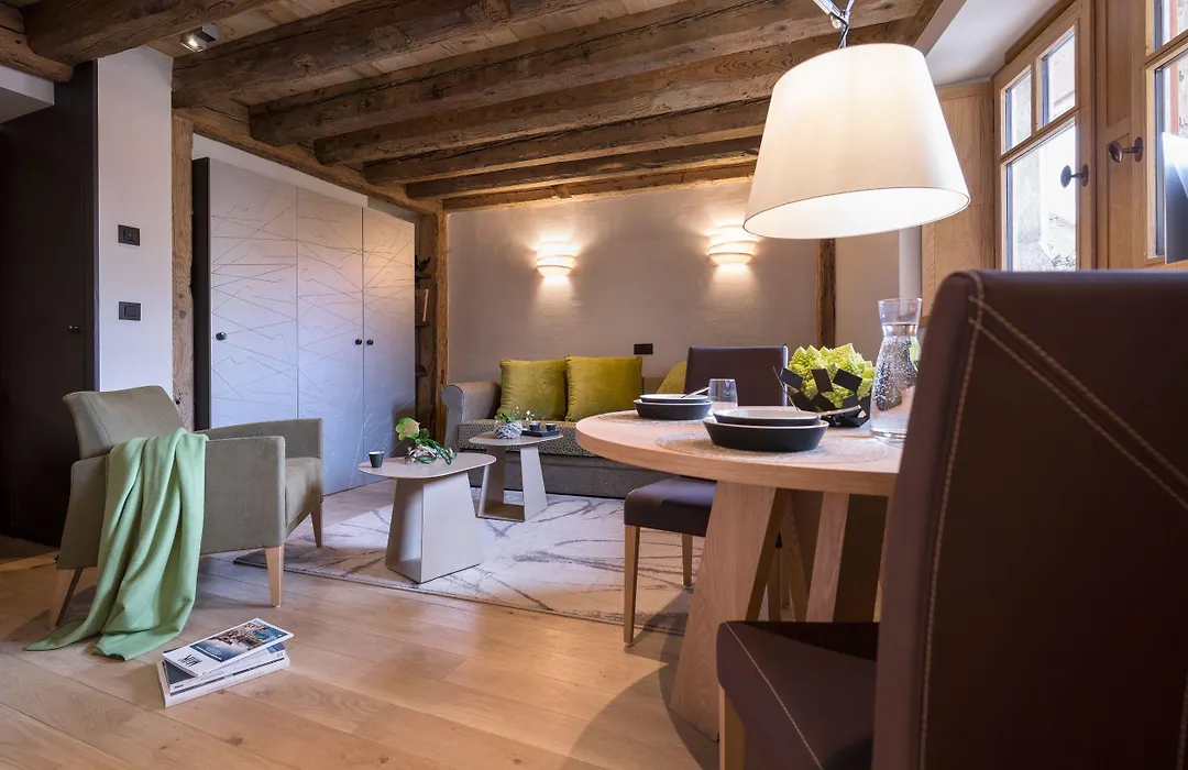 Les Loges Annecy Vieille Ville-1