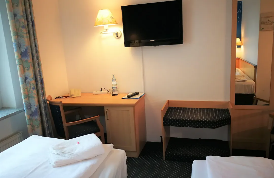 Hotel NEAR BY-1