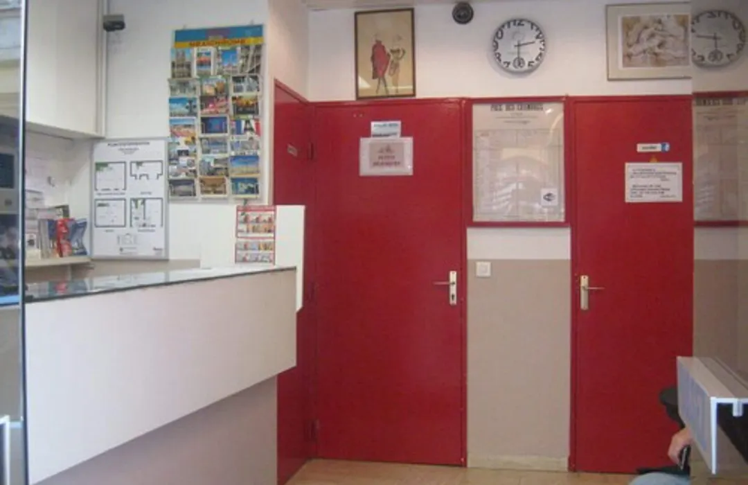 Hotel Du Pont Neuf-1