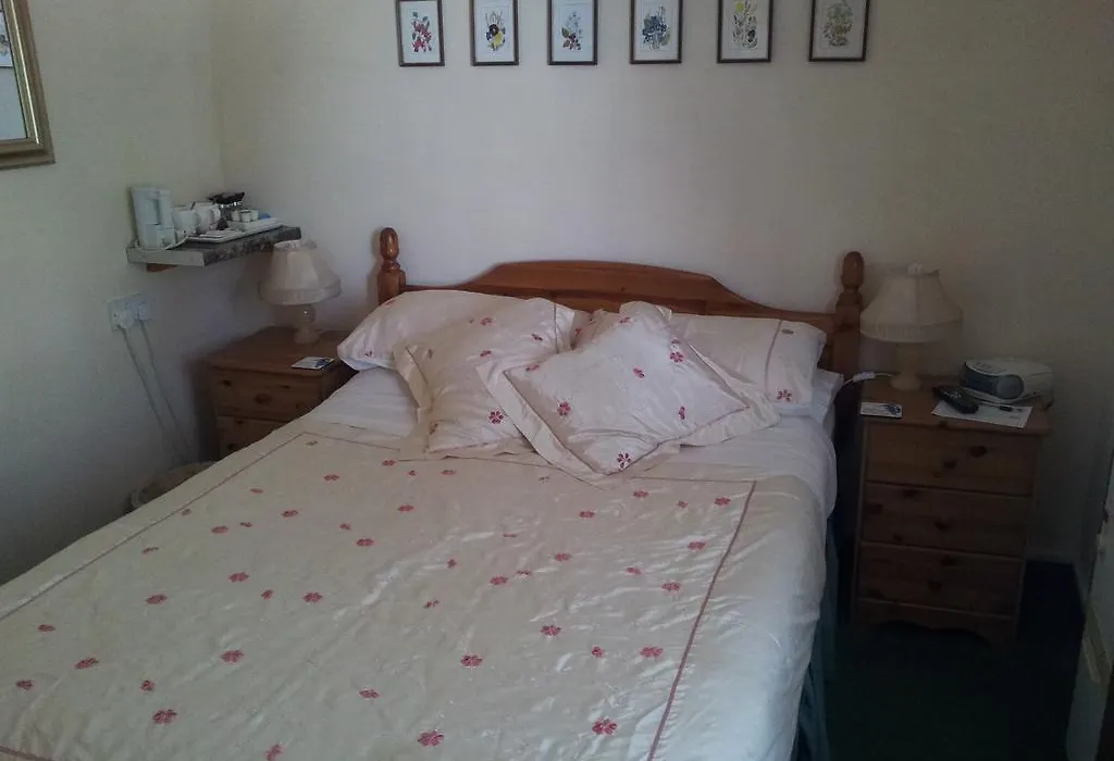 Kingfisher Cottage-1