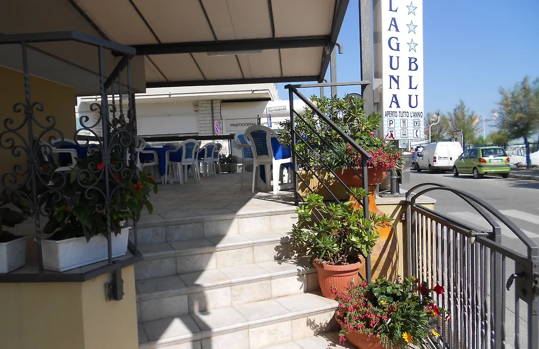 Hotel Laguna Blu-1