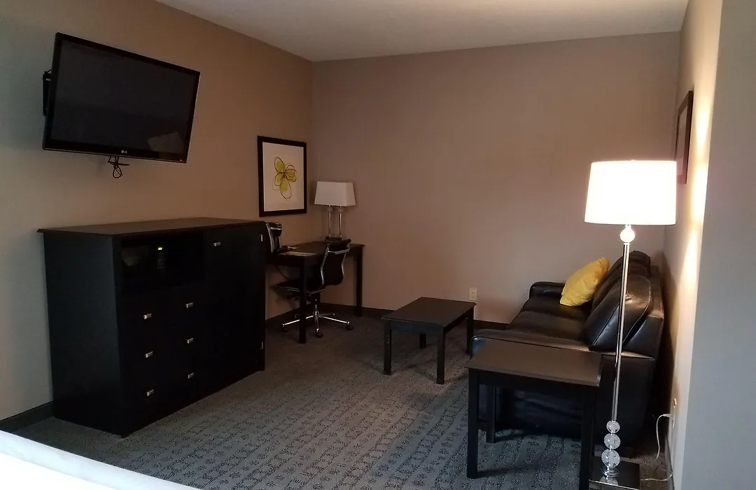 Okoboji Inn & Suites-1