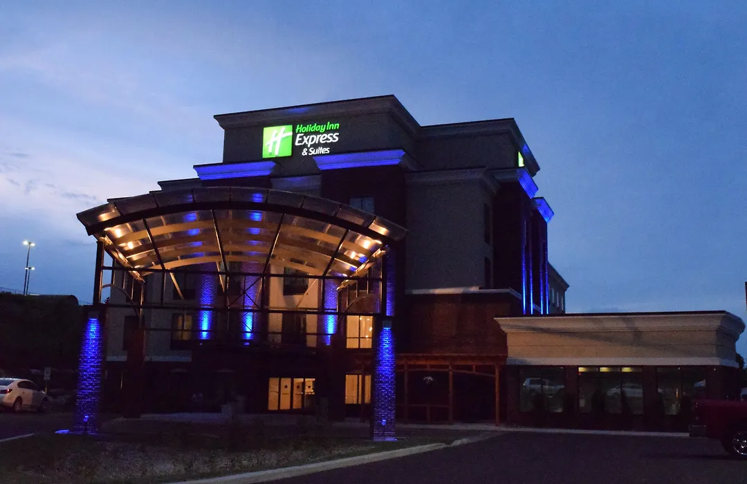 Holiday Inn Express & Suites Geneva Finger Lakes By Ihg-1