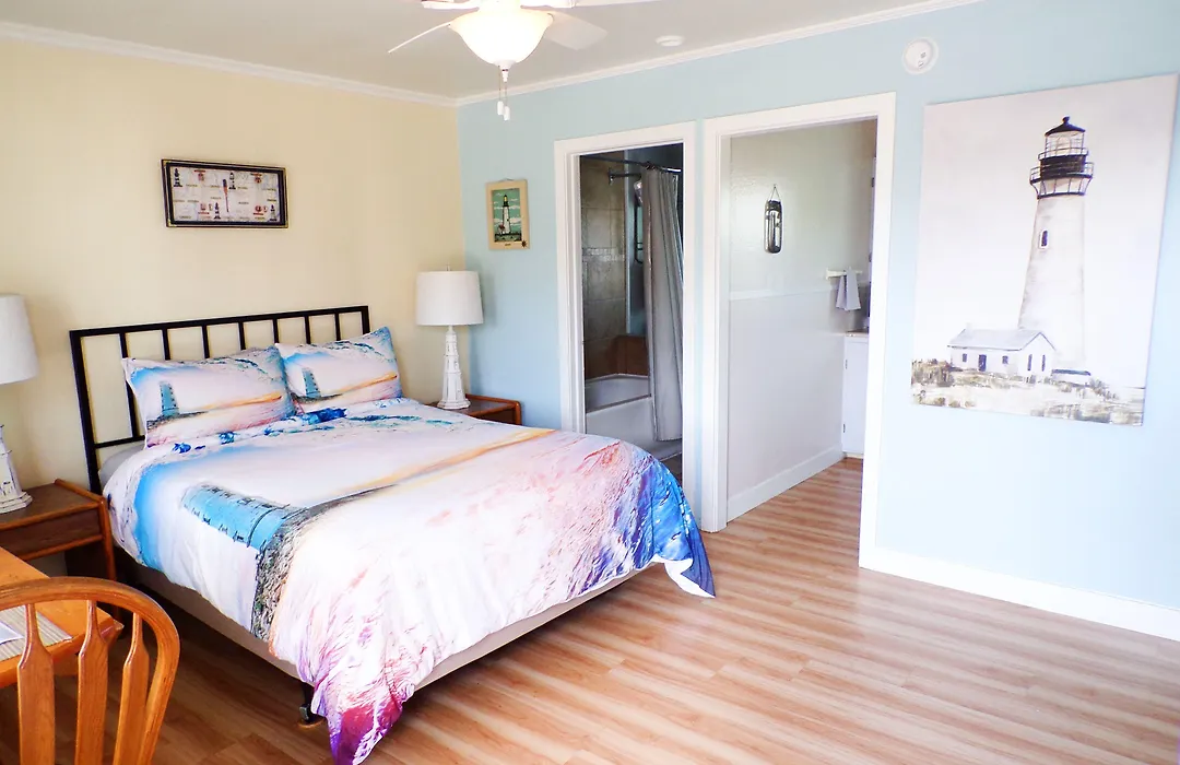 Shoreline Cottages-1