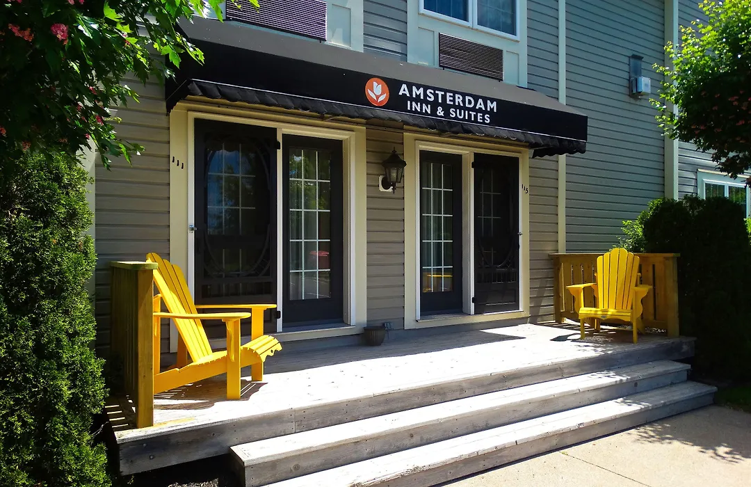 Amsterdam Inn & Suites Sussex-1