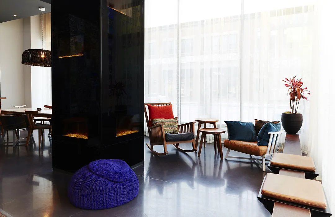 Hotel Alt Montreal-1