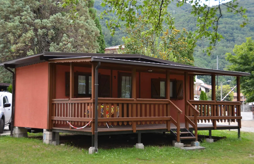 Camping Hotel Au Lac De Como-1