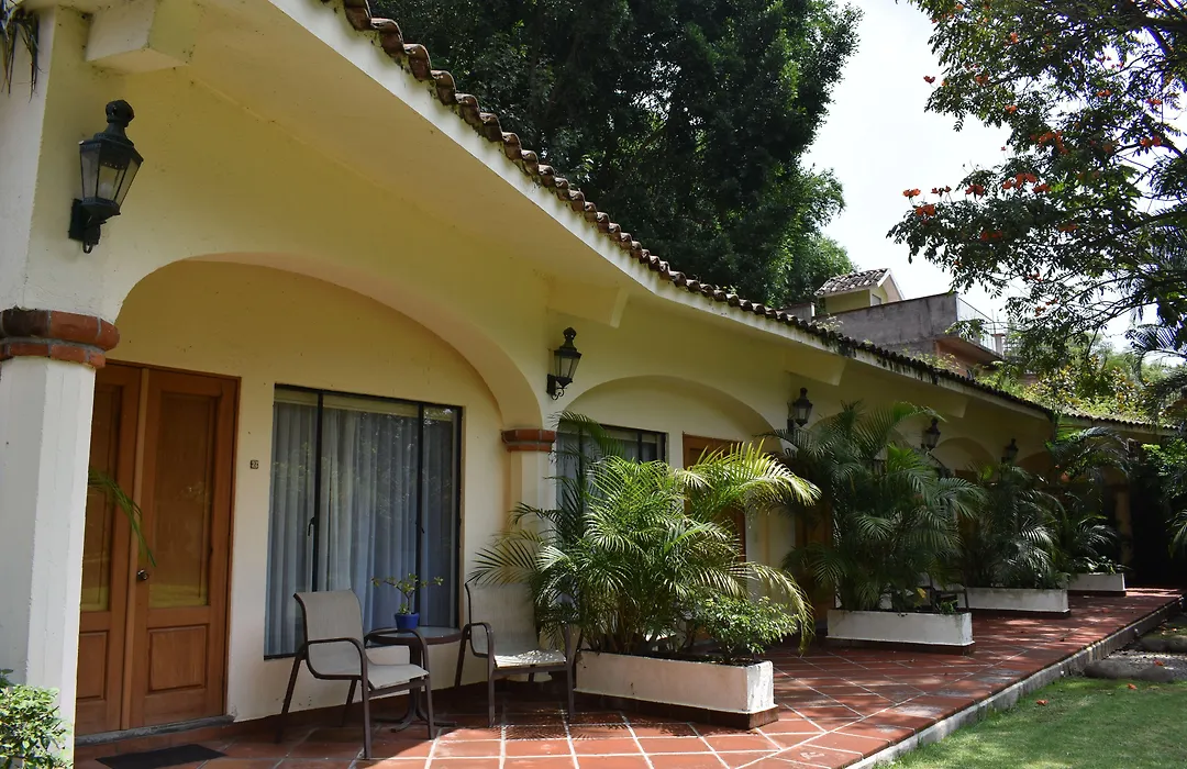 Casa Bugambilia, Un Pequeño Hotel en Tepoztlán-1