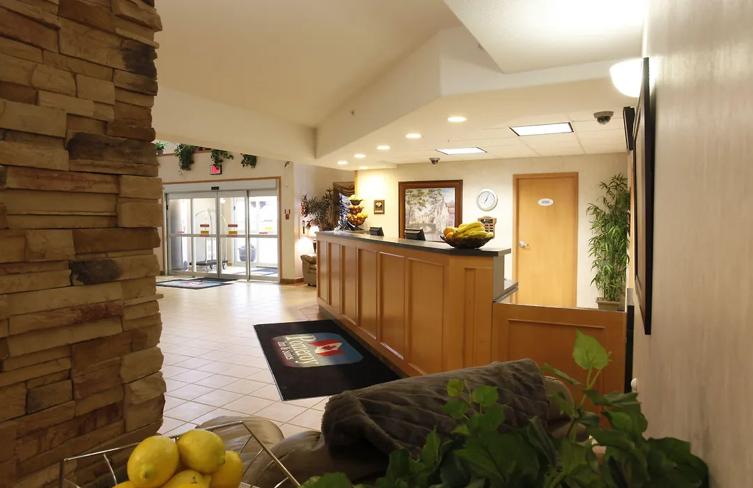 Pomeroy Inn & Suites Fort St. John-1