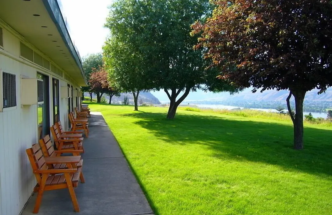 Hospitality Inn-1
