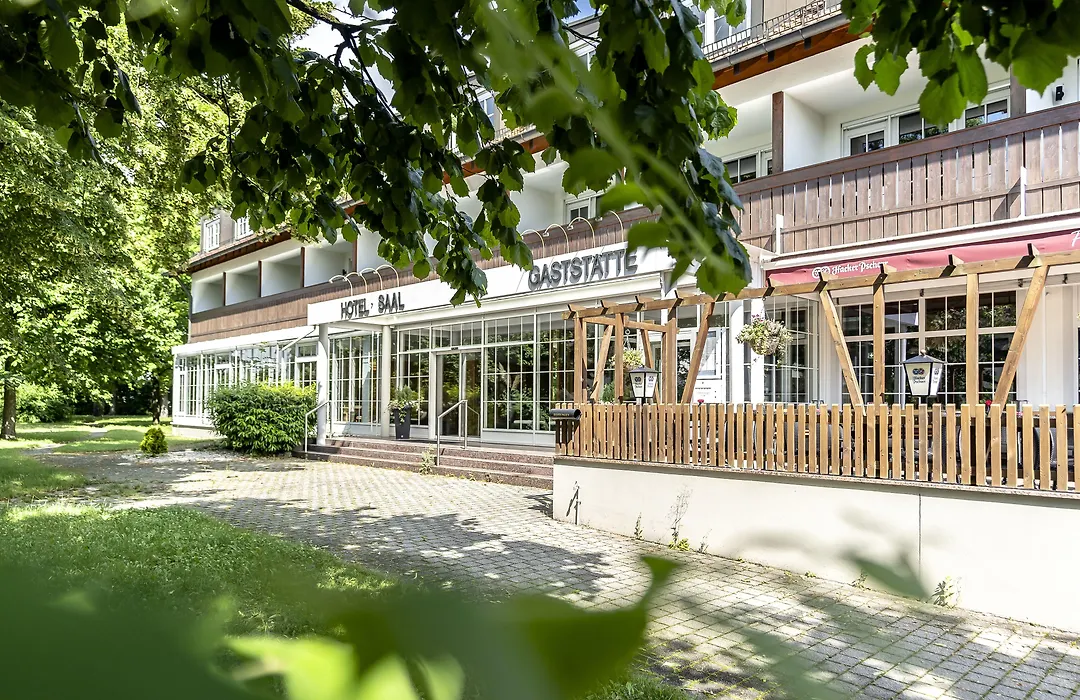 Feldmochinger Hof-1