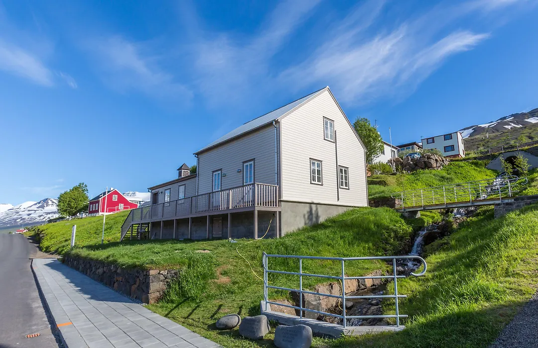 Fosshotel Eastfjords-1