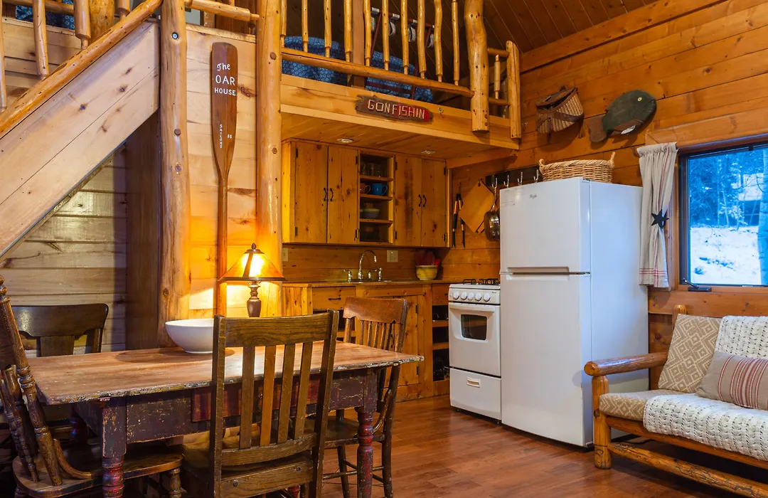 Pioneer Guest Cabins-1