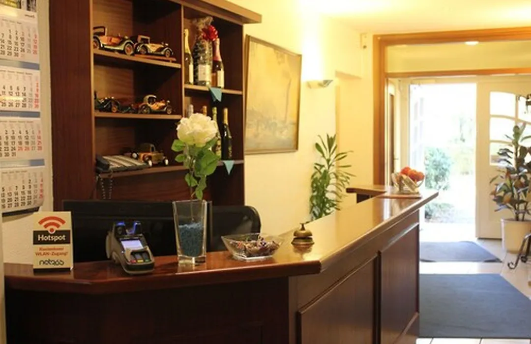 Hotel Altenwerder Hof-1