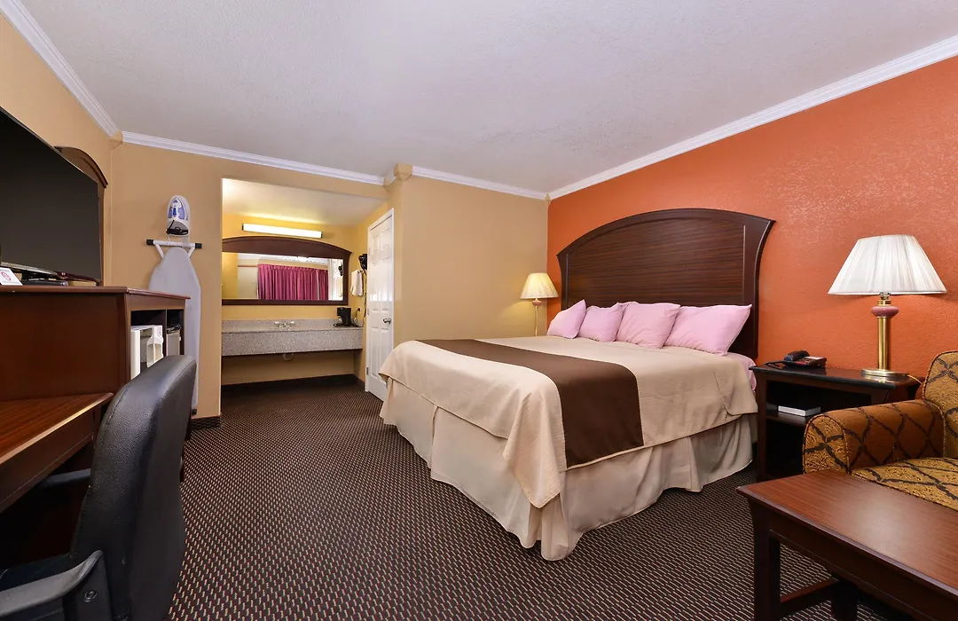Americas Best Value Inn Schulenburg-1