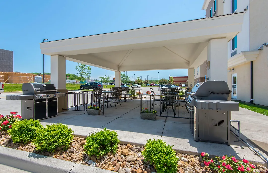Candlewood Suites Columbia Hwy 63 & I-70 By Ihg-1