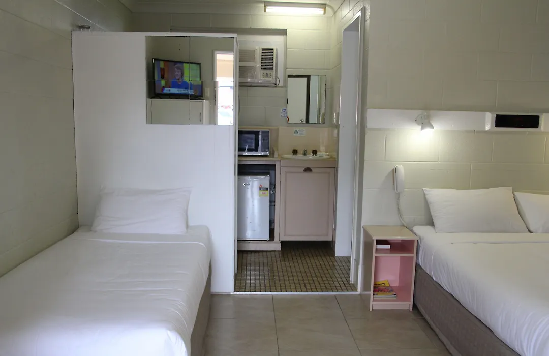 Central Coast Motel-1