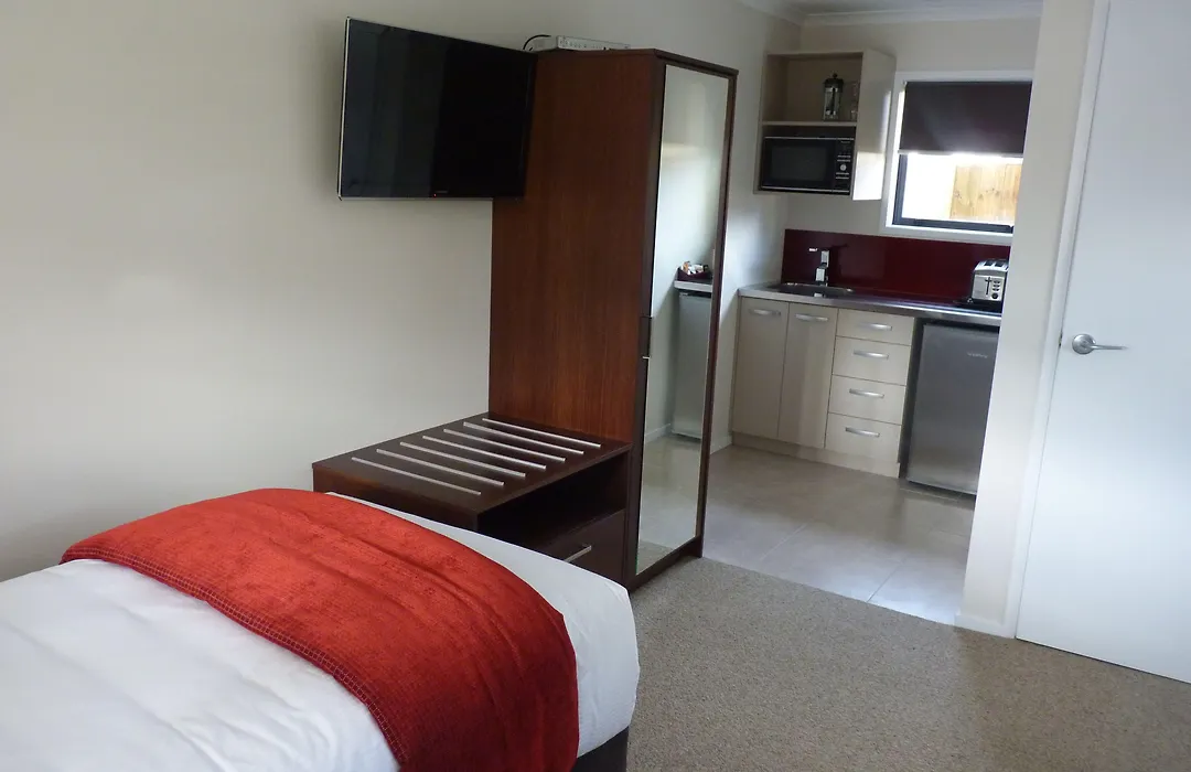 Astra Motor Lodge-1