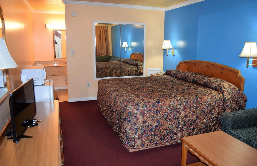 Fort Eustis Inn-1