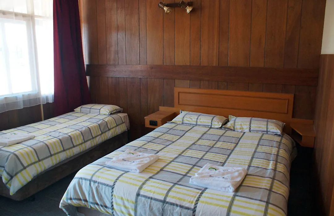Charlton Motel-1