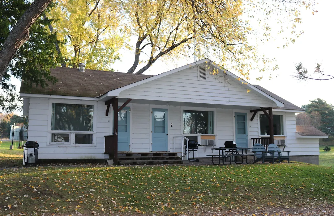 Tally Ho Inn-1