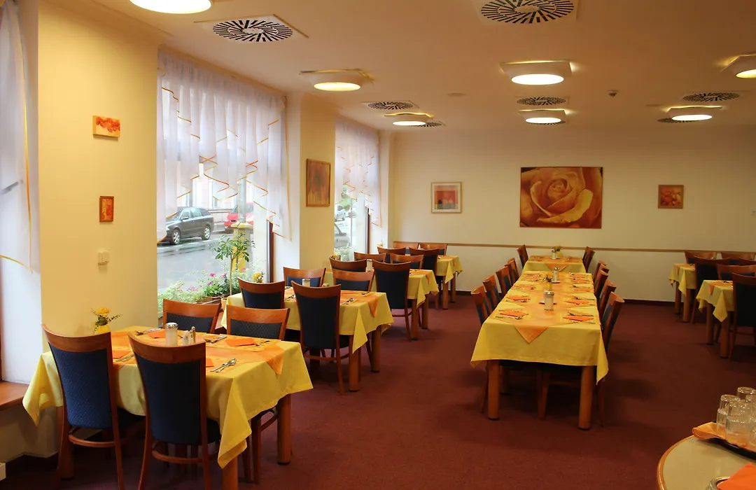 Hotel Ruze-1