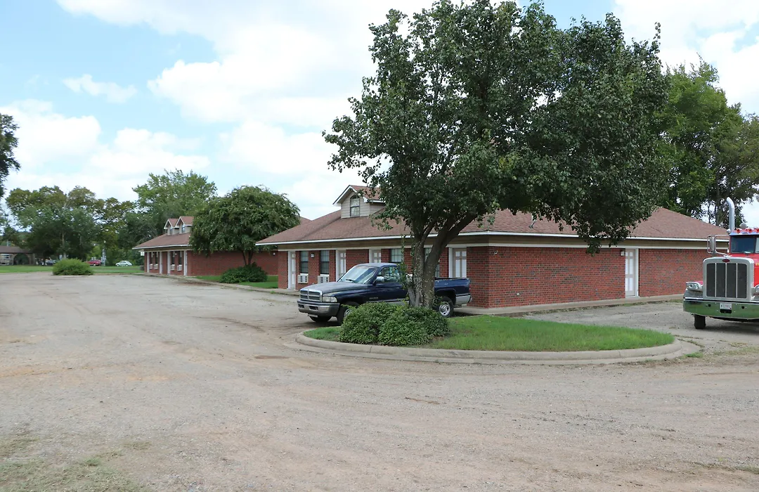 Bent Tree Motel-1