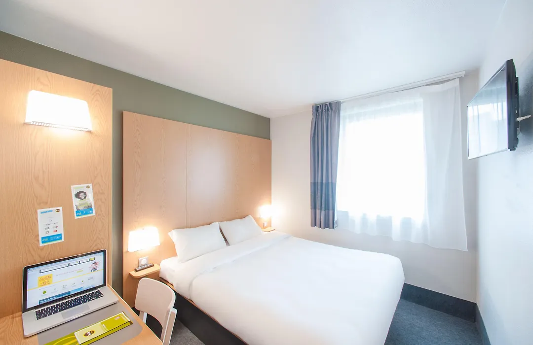Hotel Inn Design Montluçon-1
