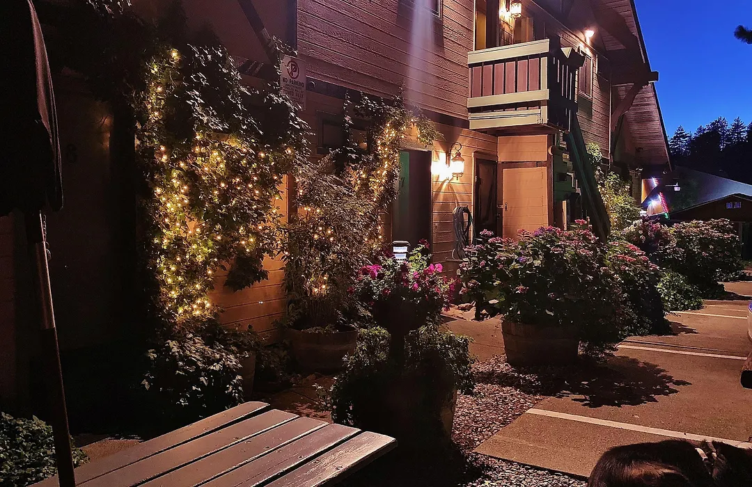 The North Shore Inn-1