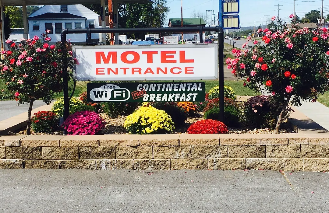 Brown'S Motel-1