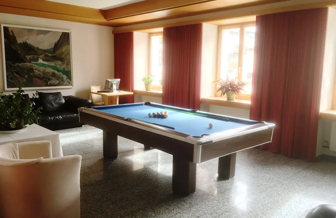 Hotel Grischuna-1