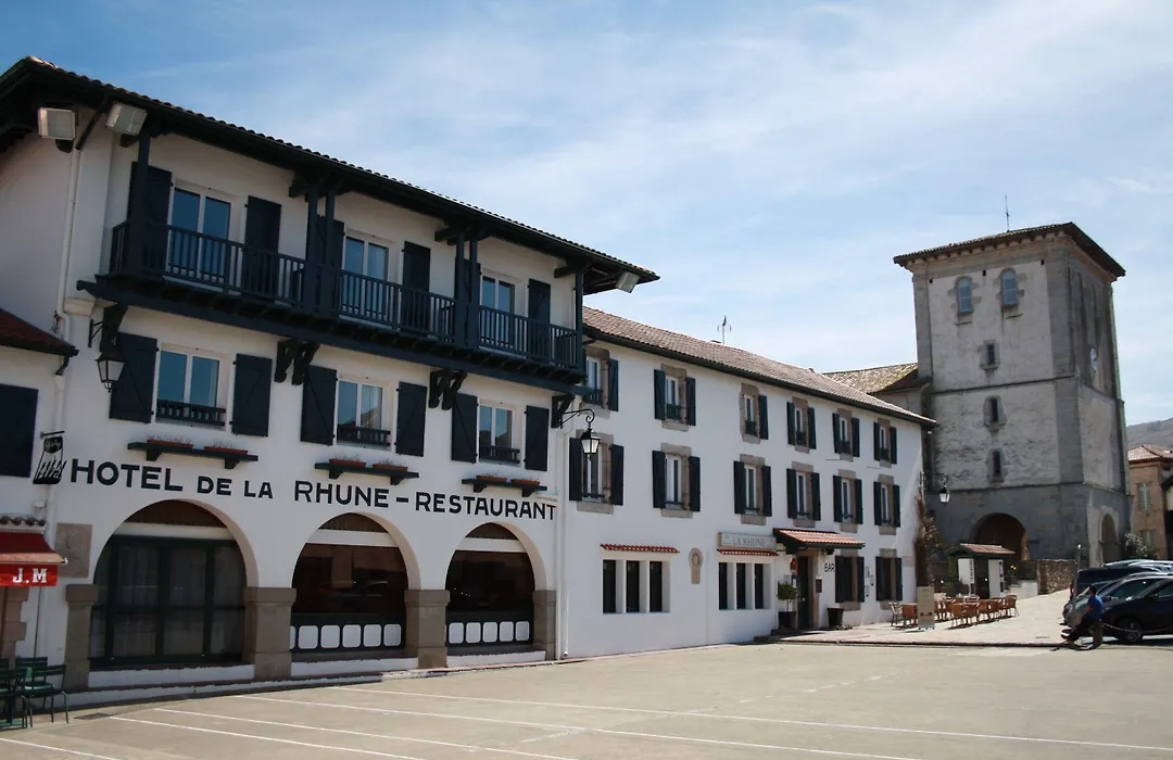 Hotel De La Rhune-1