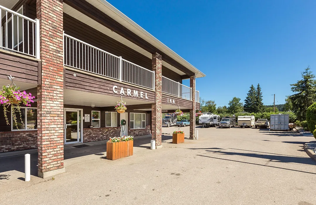 Carmel Inn-1
